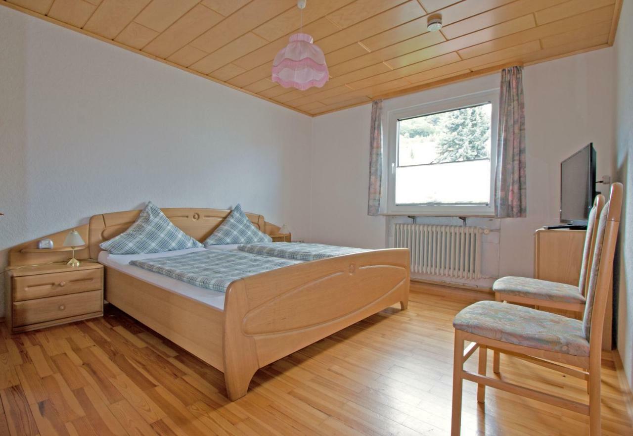 Ferienwohnungen Anneliese Neustadt an der Weinstraße Extérieur photo